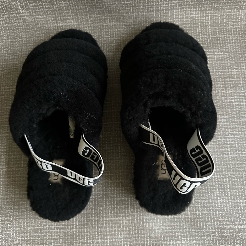 UGG Black Fluff Yeah Slides Slippers with Logo Strap size 9 - Picture 3 of 11